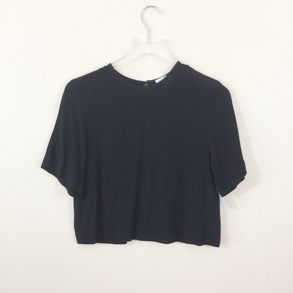 Leith Black Short Sleeve Crop Top XS